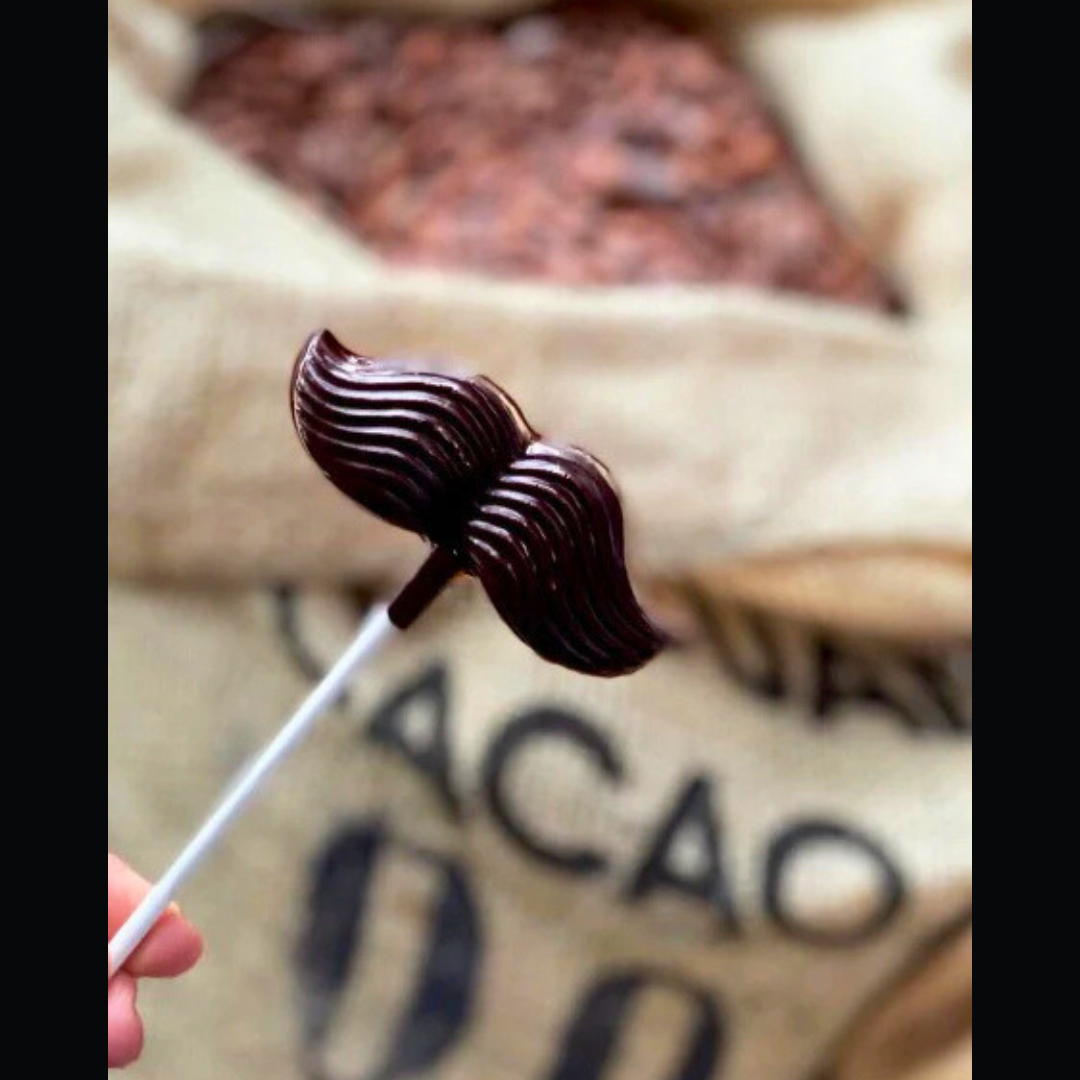 Vegan Sparkling 0% Alcohol and Chocolate Hamper