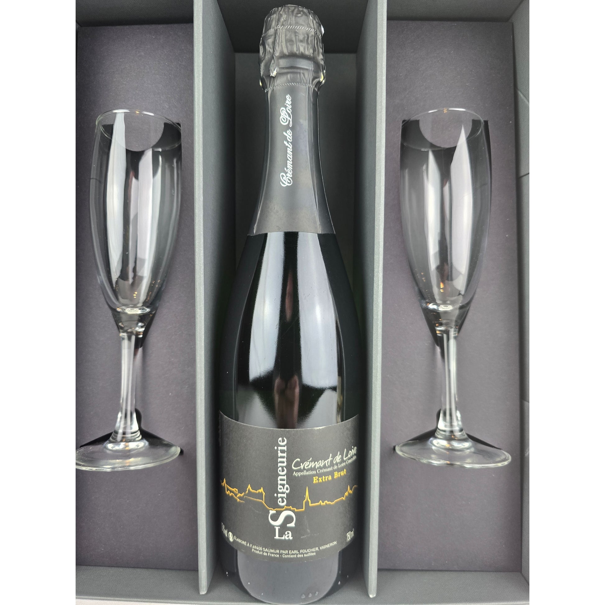 Crémant De Loire Sparkling Gift Set with Glasses - Absolute Organic Wine
